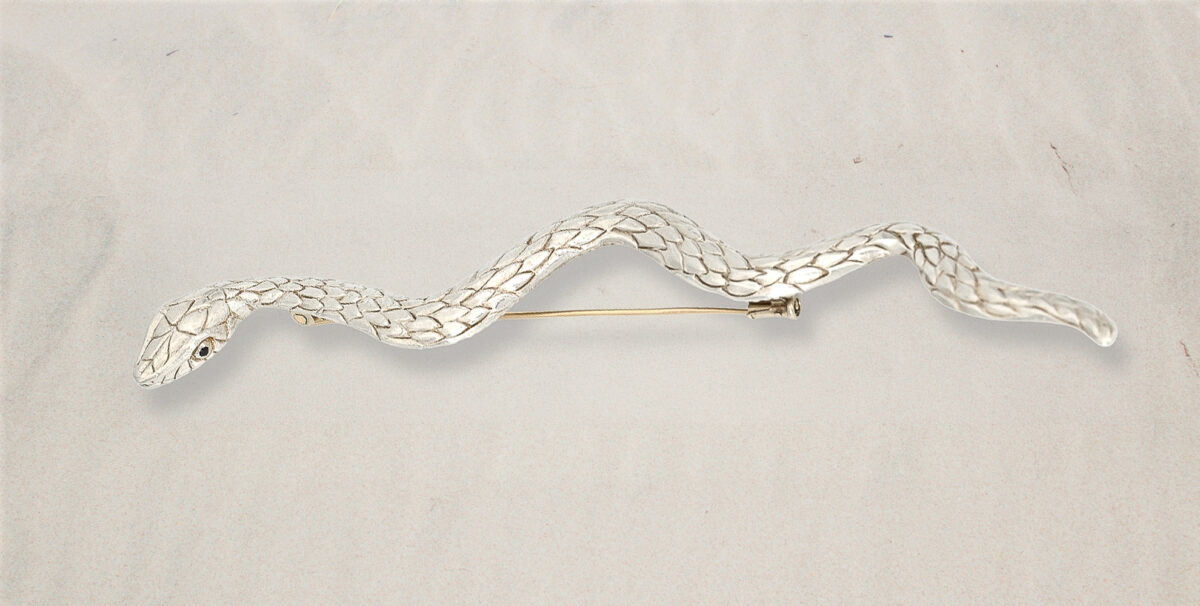 MH Devoue-protecteur Broche